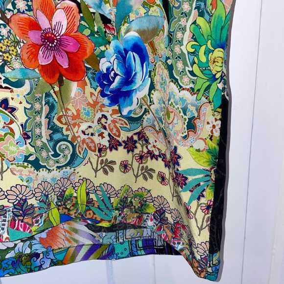 Johnny Was 100% Sill Black Floral Crewneck Short Sleeved Tee - Picture 12 of 16